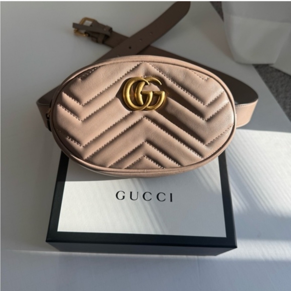 Gucci Blush Chevron Marmont Belt Bag with Gold Hardware. 100% Authentic